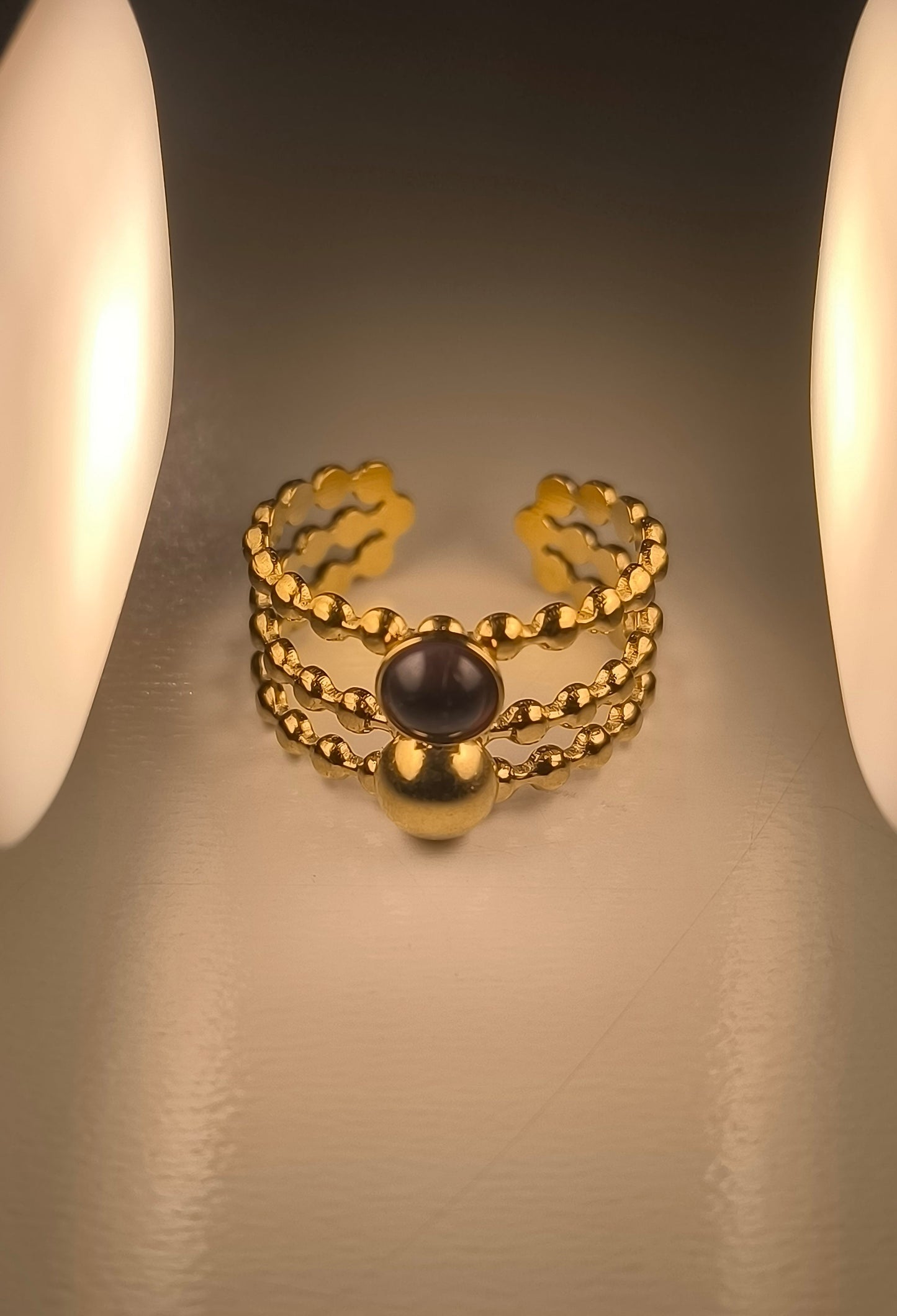 Bague Ajustable "Aura Nocturne" en Acier Inoxydable Or & Améthyste Noire • Adjustable "Nocturnal Aura" Ring - Stainless Steel & Black Amethyst